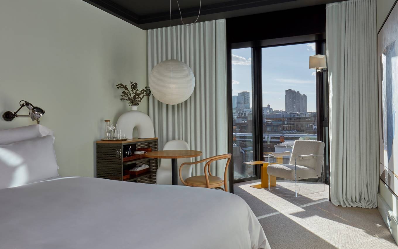 One Hundred Shoreditch Oriel Hotel Bedroom